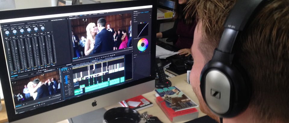 Cara Memasang Background Overlay Pada Video